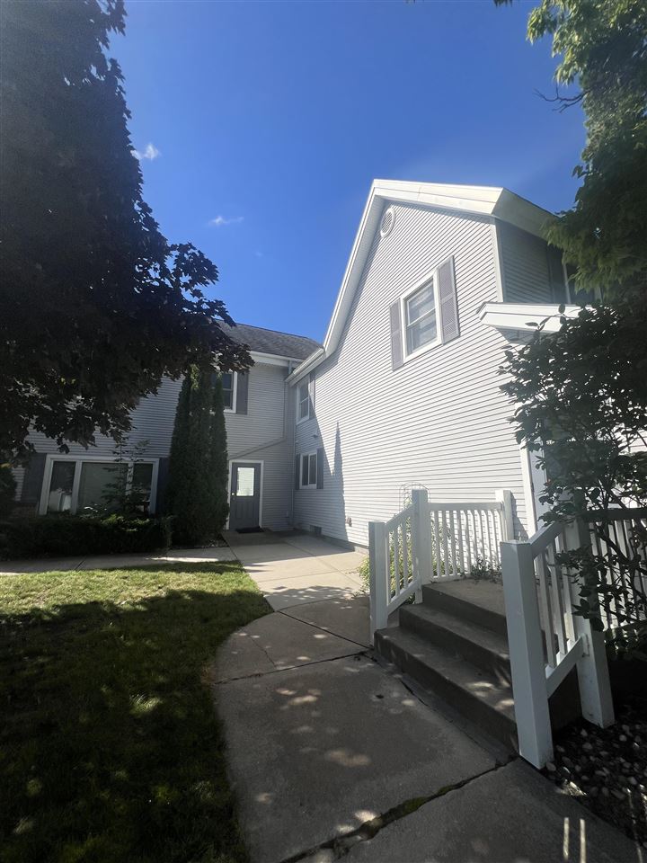 423 & 413 Porter Street