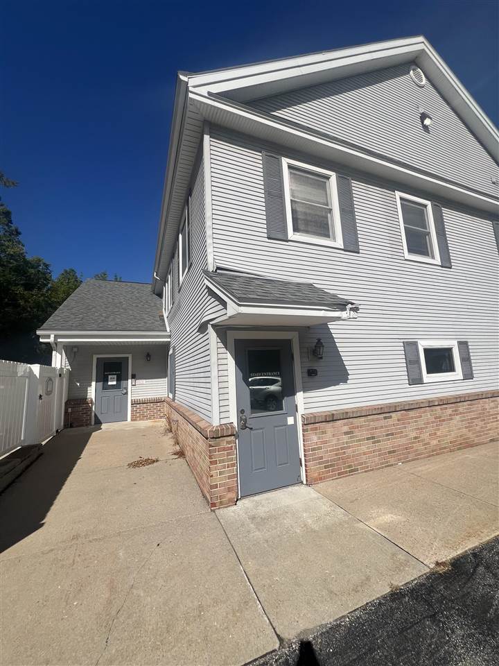 423 & 413 Porter Street