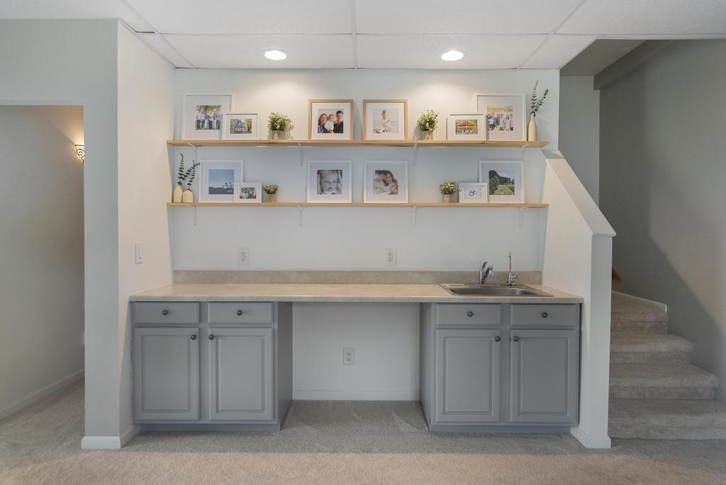 5976 Walloon Meadow Circle