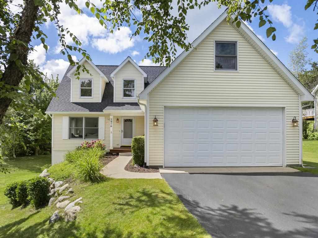 5976 Walloon Meadow Circle