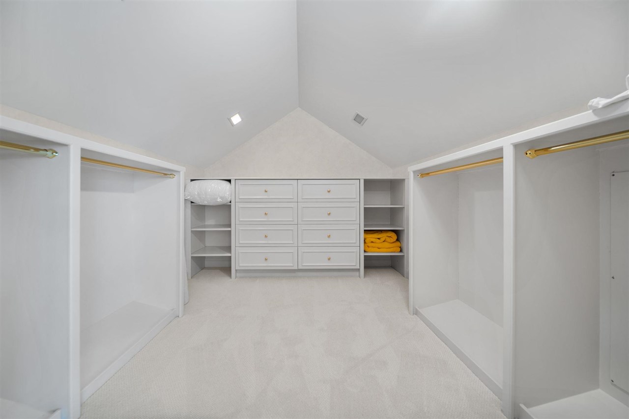 731 W Hathaway Road