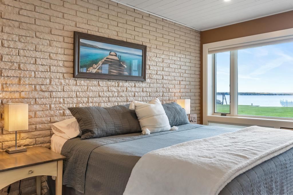 3220 Merritt Street Unit: 6
