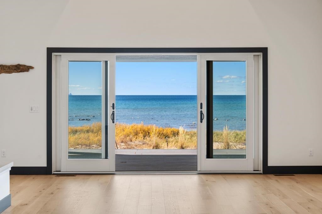 5060 Lower Shore Drive