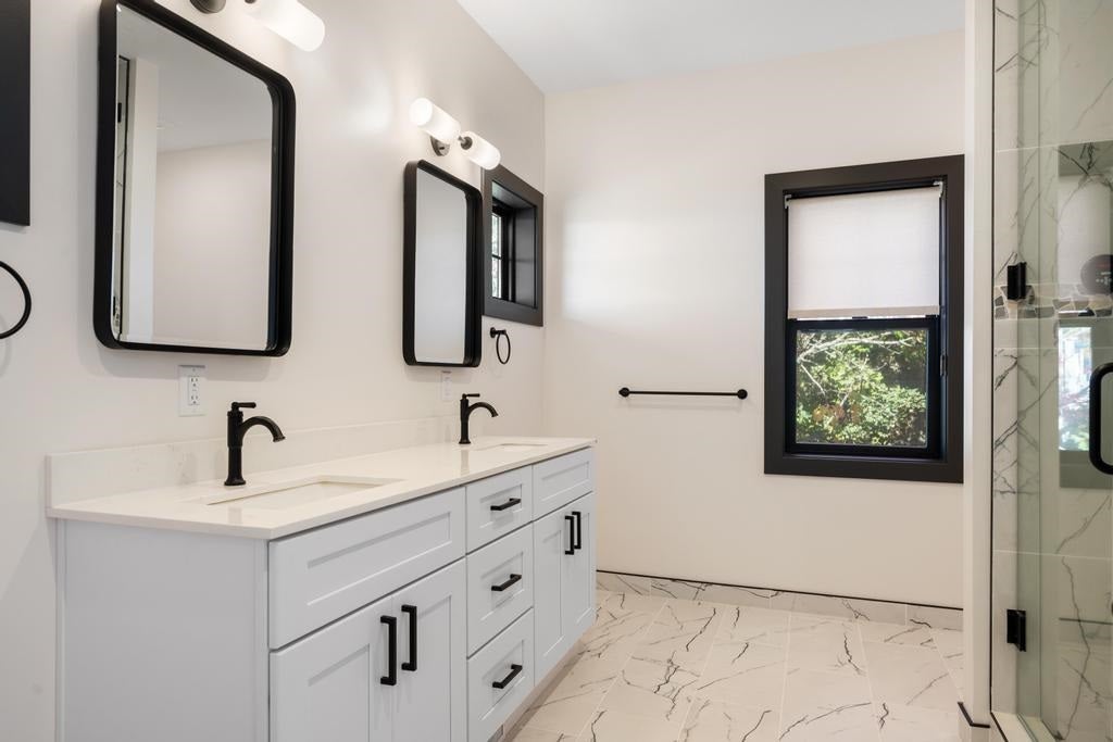 5060 Lower Shore Drive