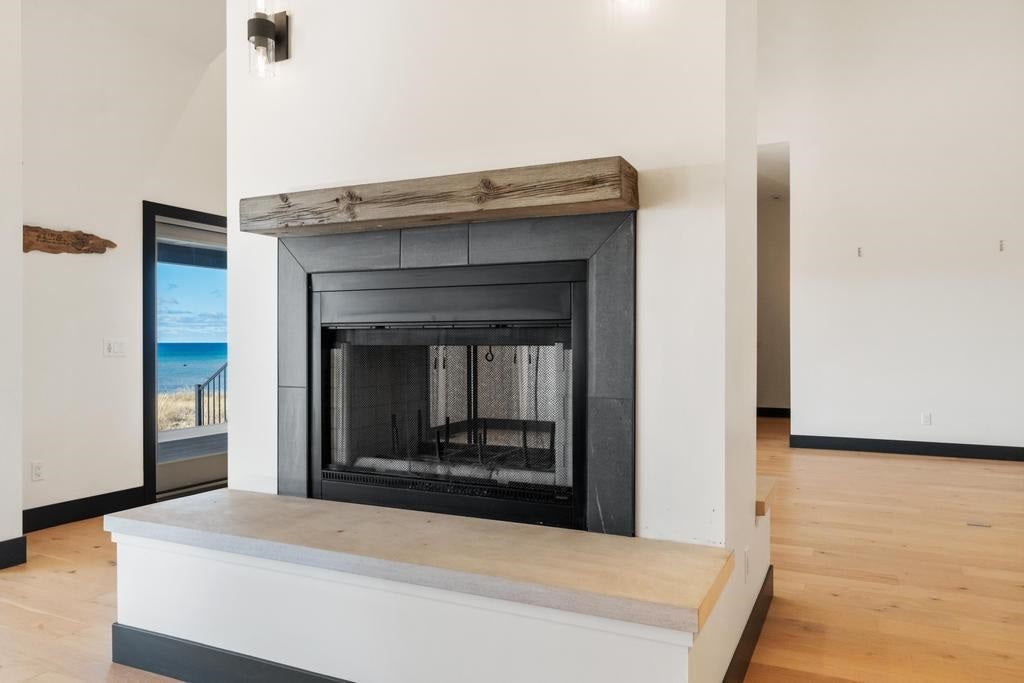 5060 Lower Shore Drive