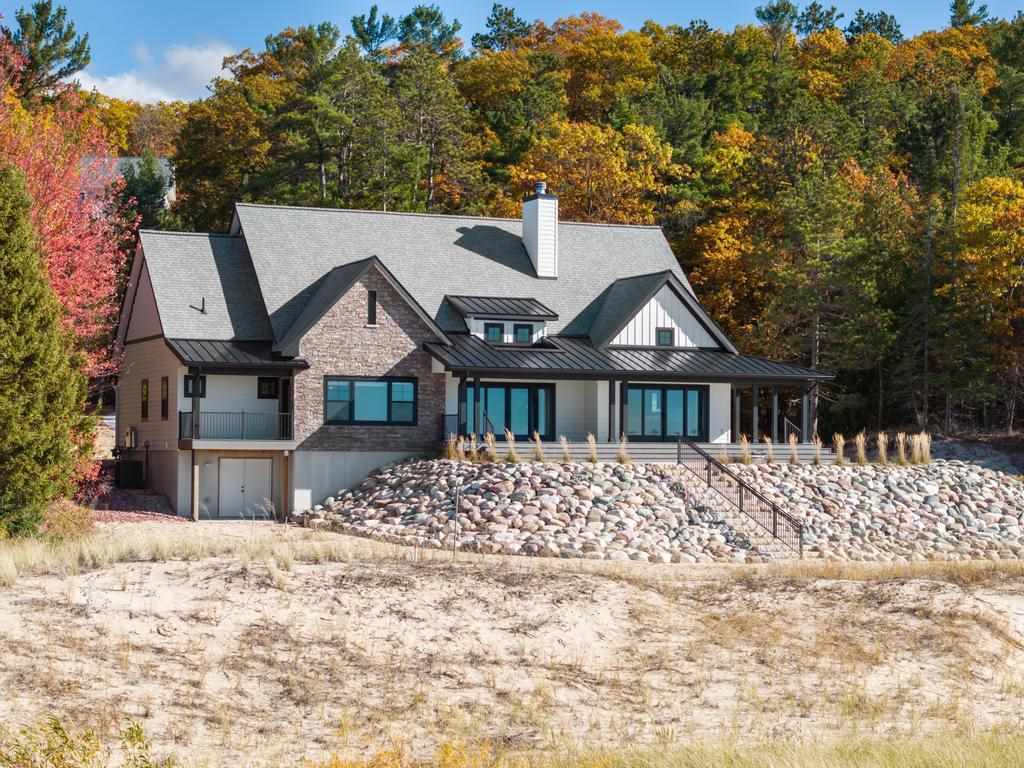 5060 Lower Shore Drive