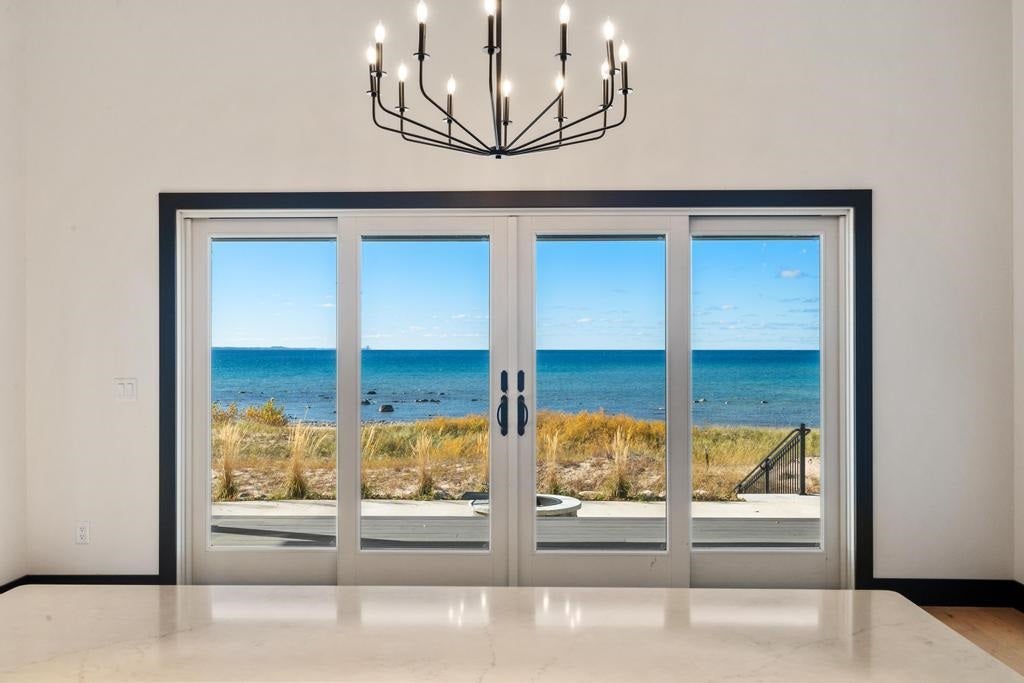 5060 Lower Shore Drive