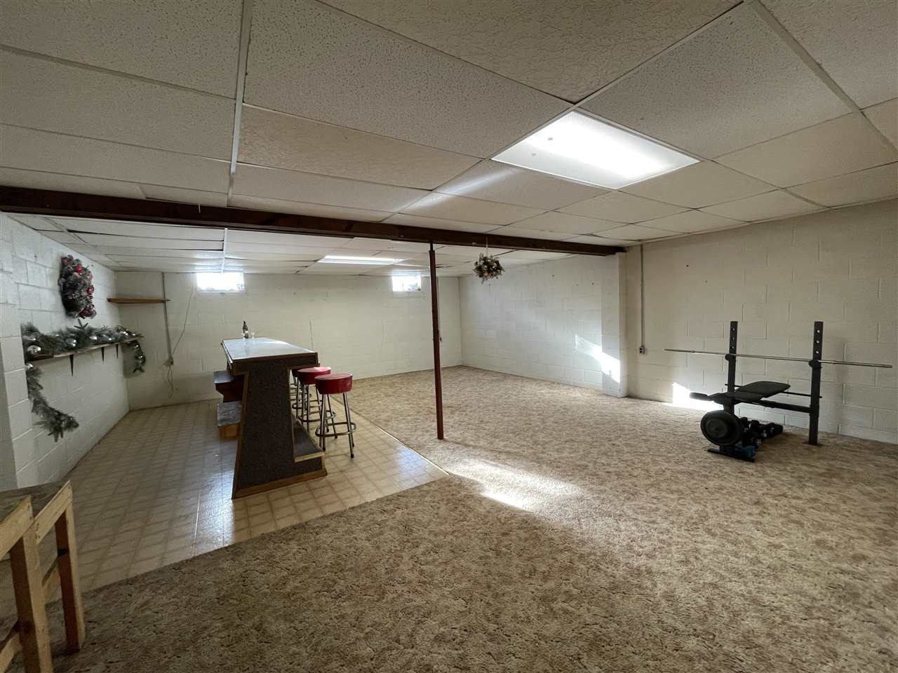 7731 Moore Rd