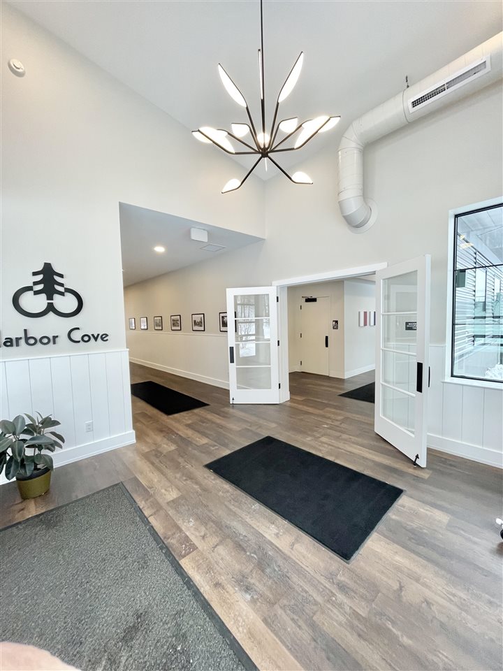 214 Harbor Drive East Unit: 26