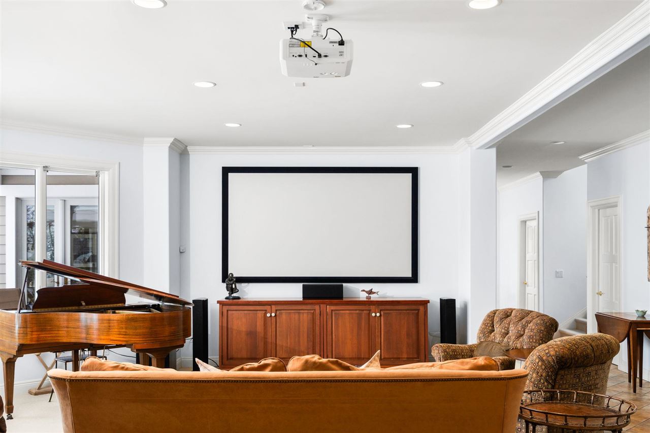 6804 Preserve Drive