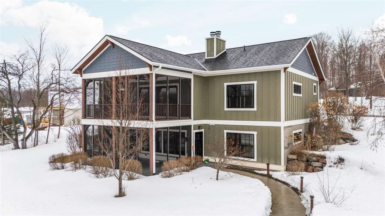 2574 Highlander Drive