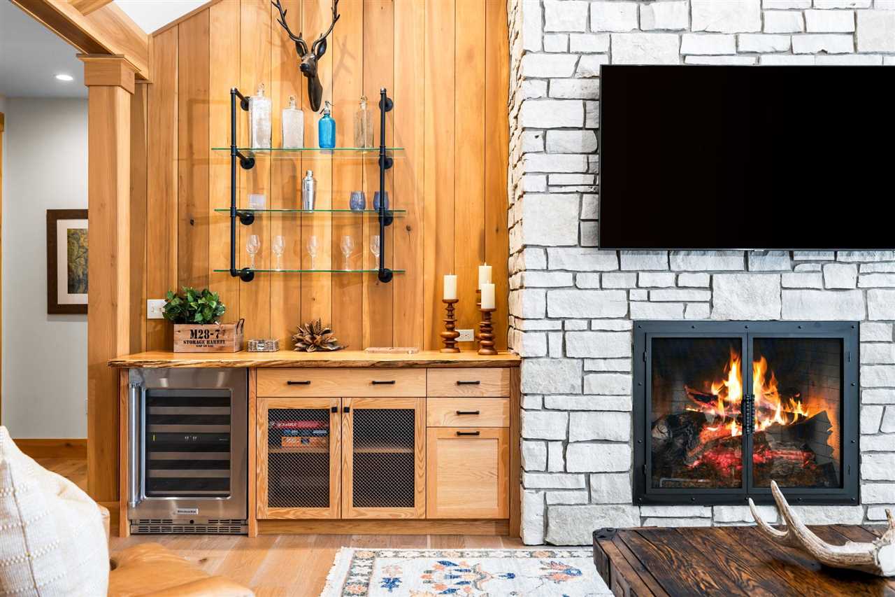 2548 Highlander Drive