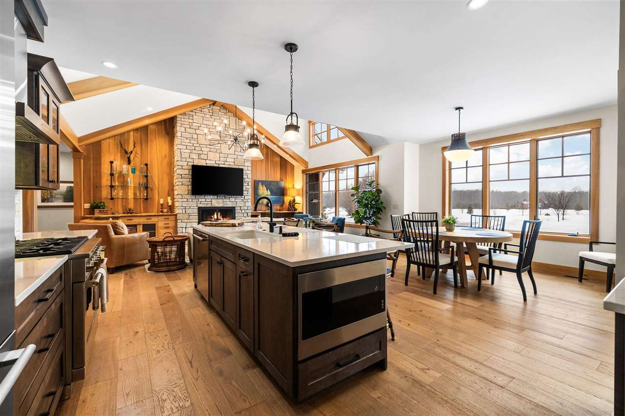 2548 Highlander Drive