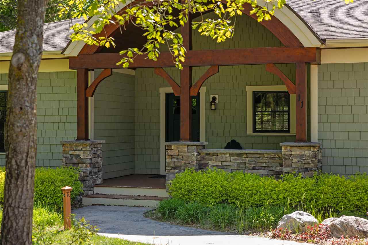 2588 Cottage Lane