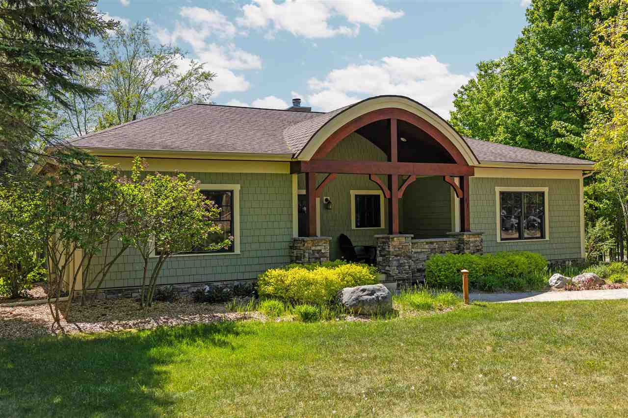 2588 Cottage Lane