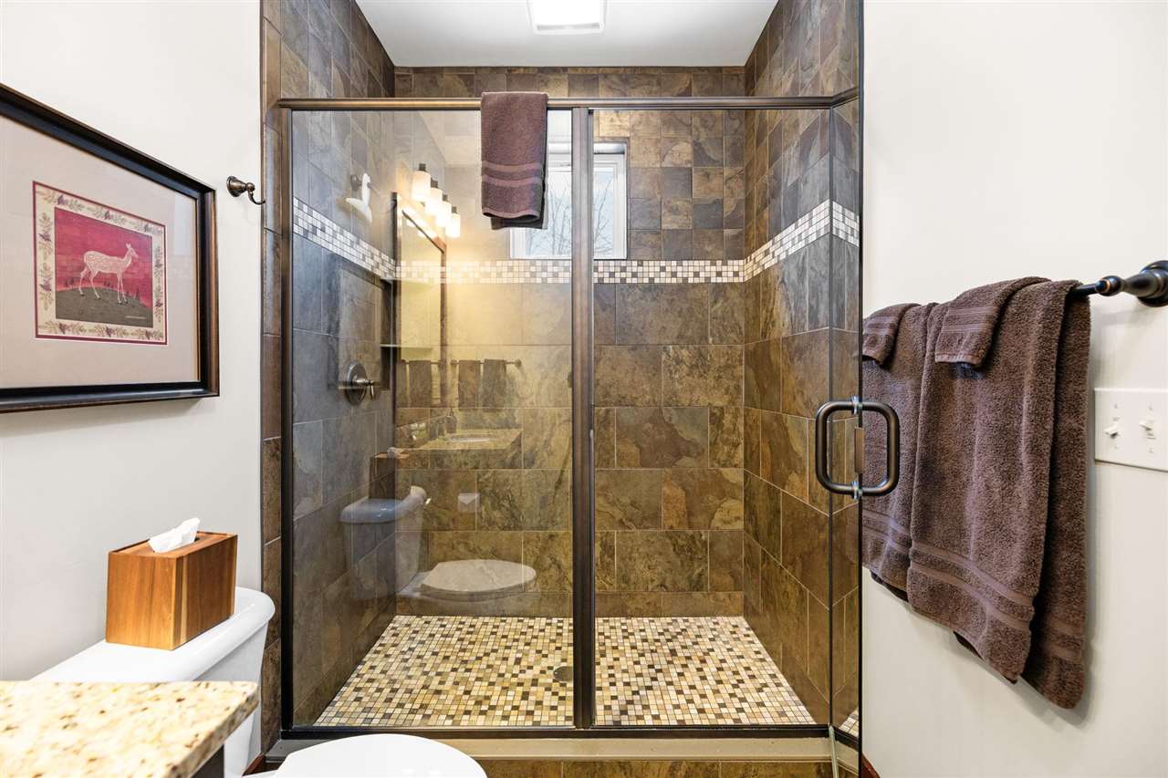 2585 Cottage Lane