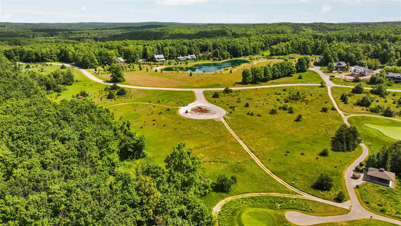 2522 Red Hawk Court