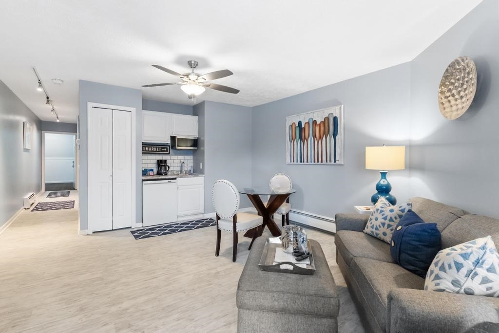101 Michigan Avenue Unit: 103