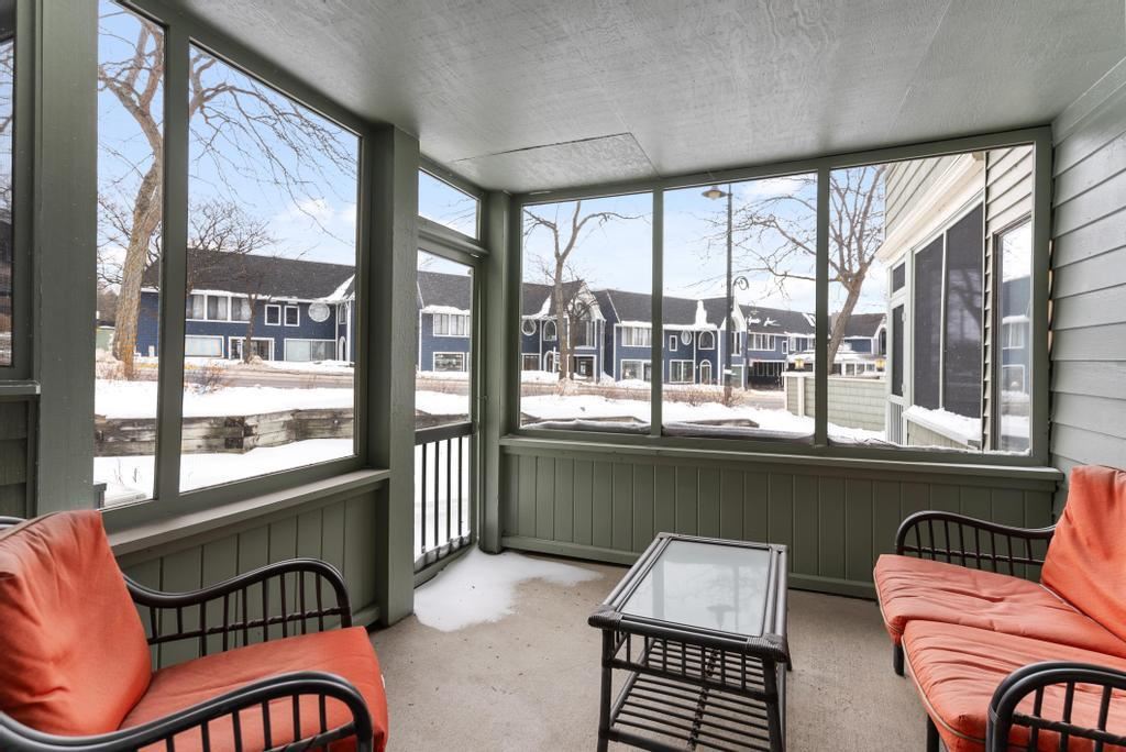 101 Michigan Avenue Unit: 103