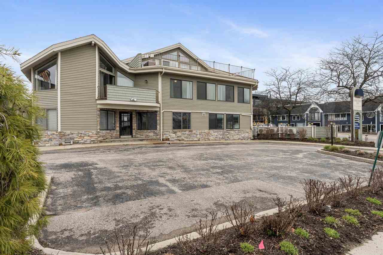 101 Michigan Avenue Unit: 103