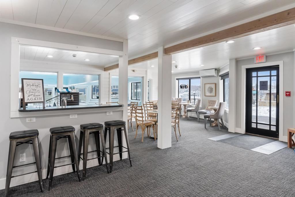 101 Michigan Avenue Unit: 103