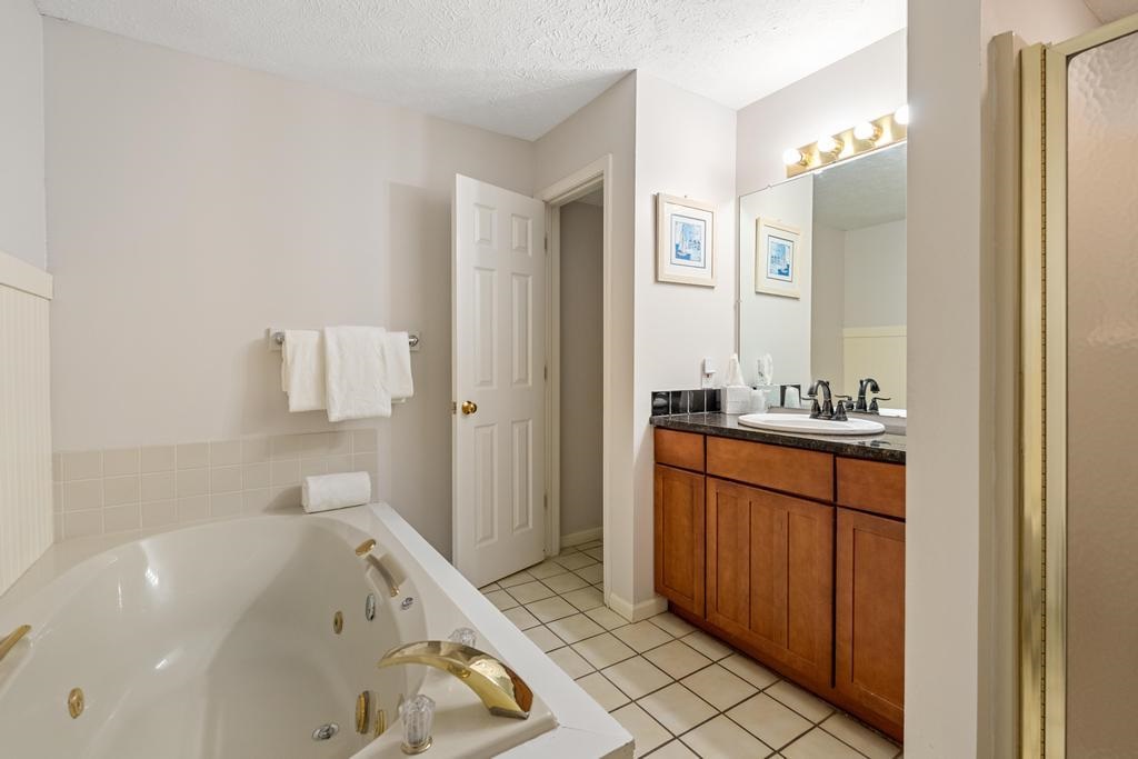 101 Michigan Avenue Unit: 105