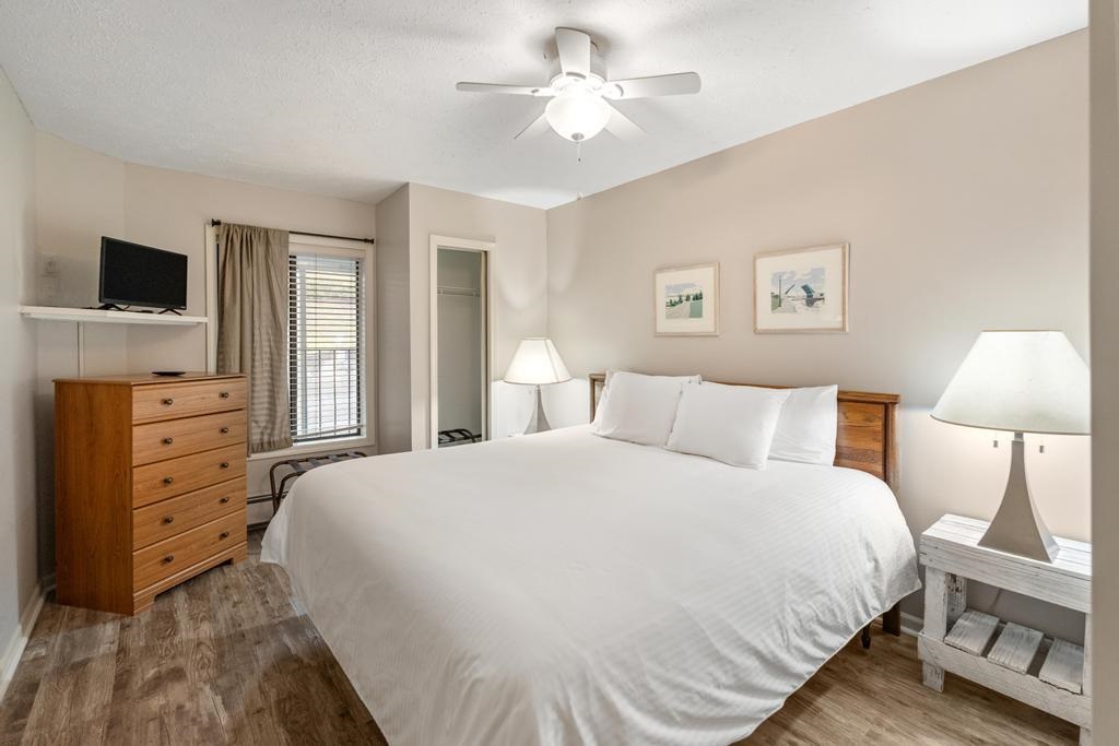 101 Michigan Avenue Unit: 105
