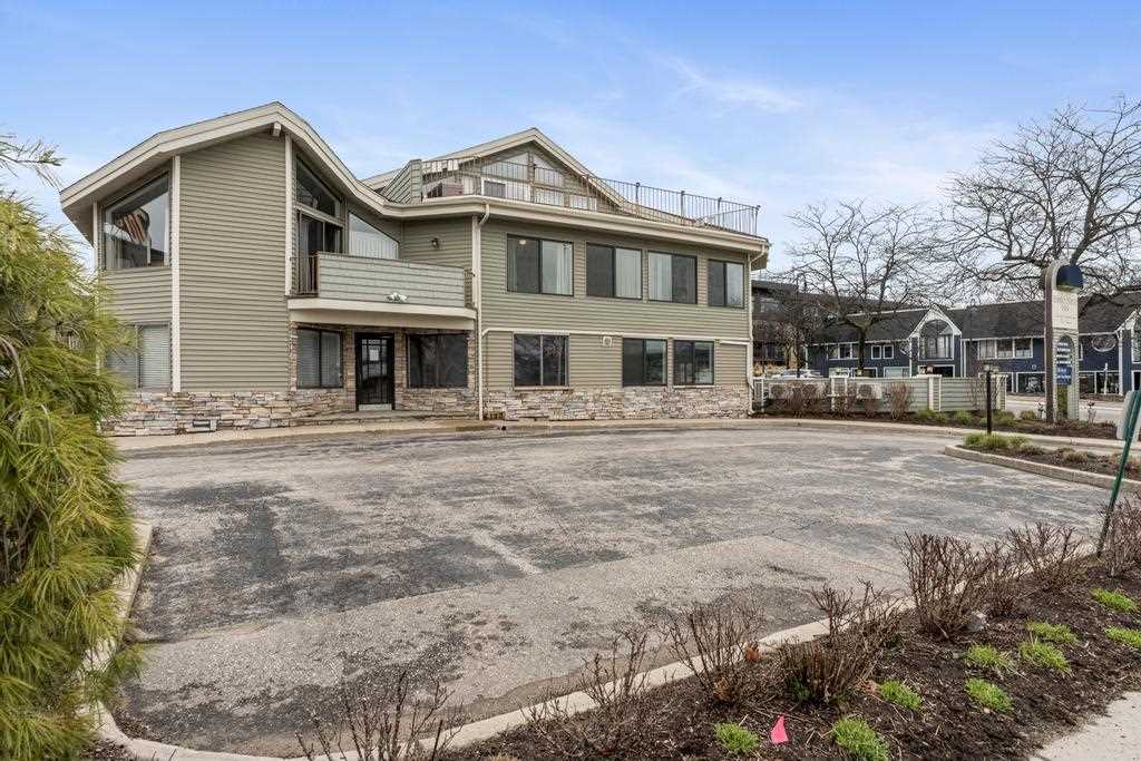 101 Michigan Avenue Unit: 105