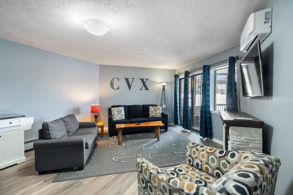 101 Michigan Avenue Unit: 109