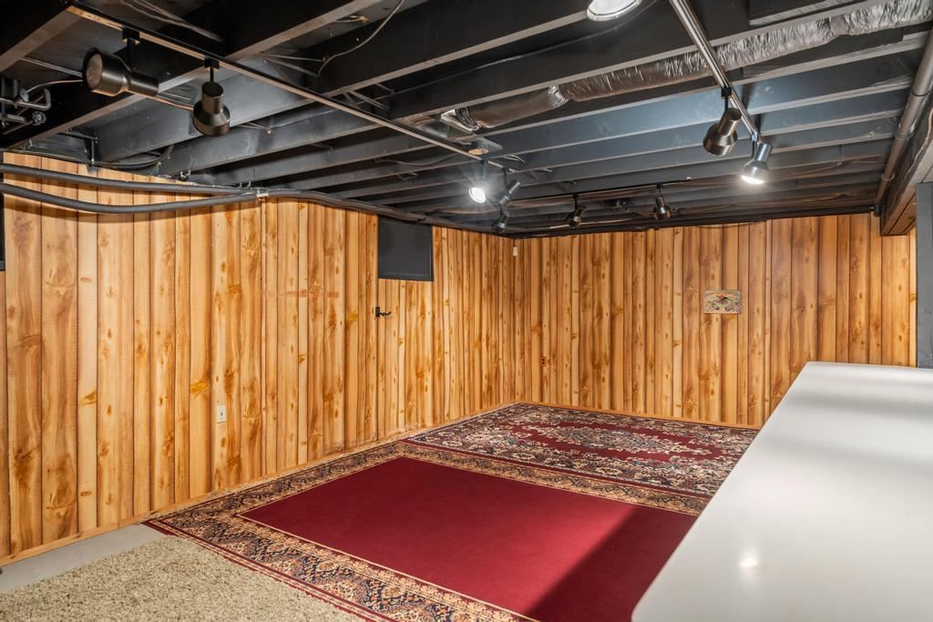 4530 Middle Village Drive