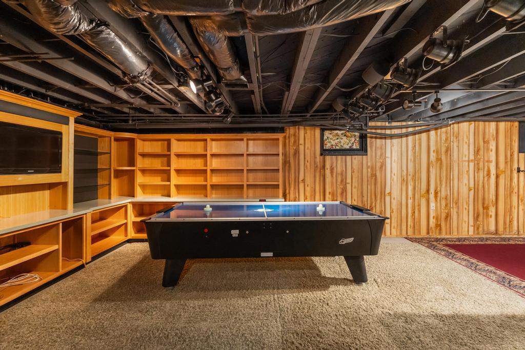 4530 Middle Village Drive