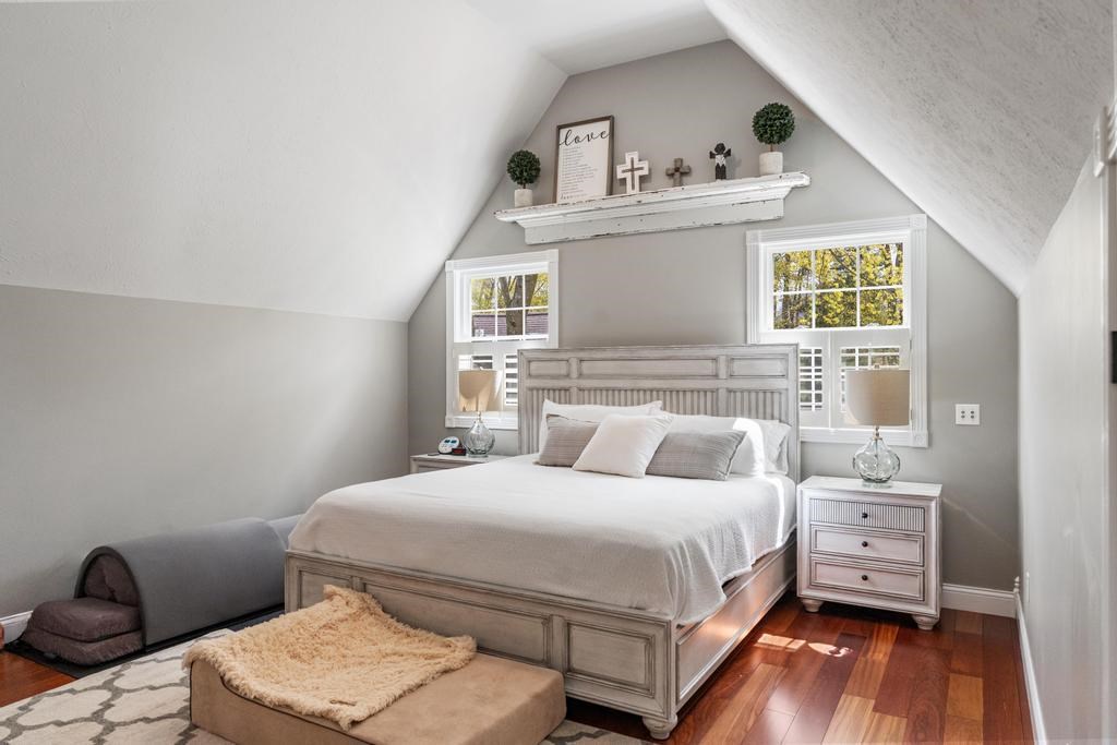 239 W Cedar Street