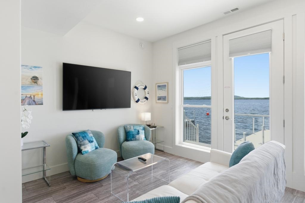 3670 Oden Road Unit: 9
