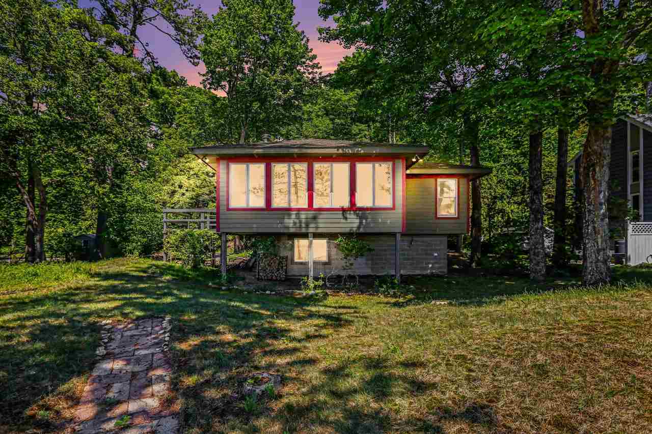 4077 Michigan Trail