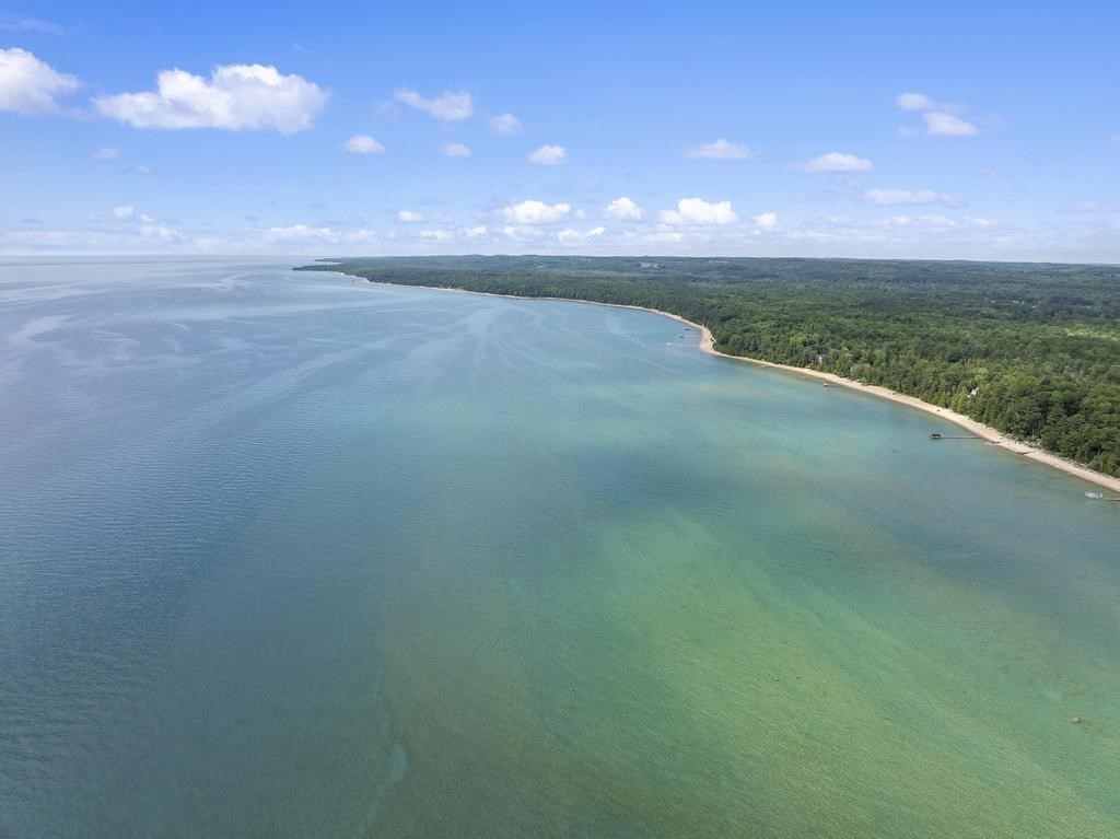 4077 Michigan Trail