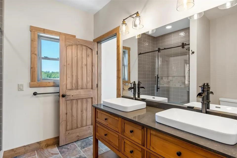 525 High Pines Trail