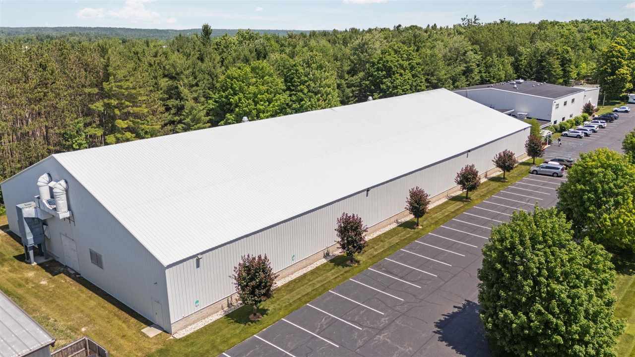 611 Woodview Dr