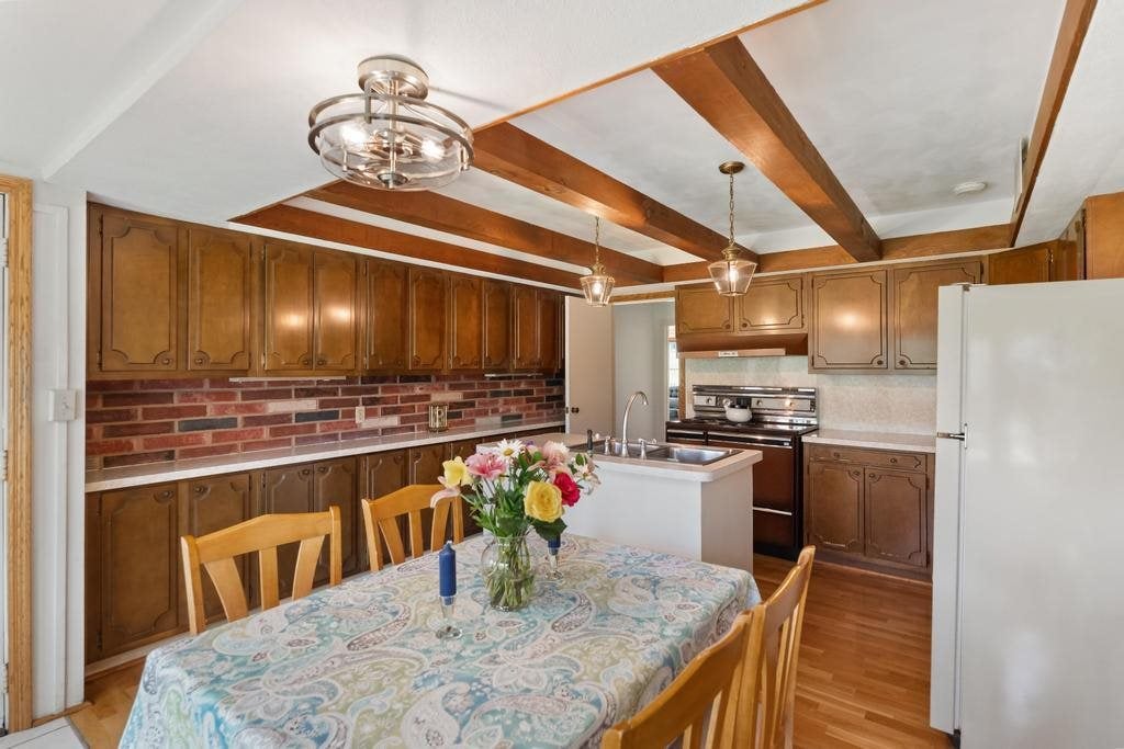 1414 Kilborn Dr