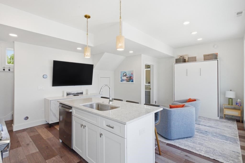 3670 Oden Road Unit: 4&5