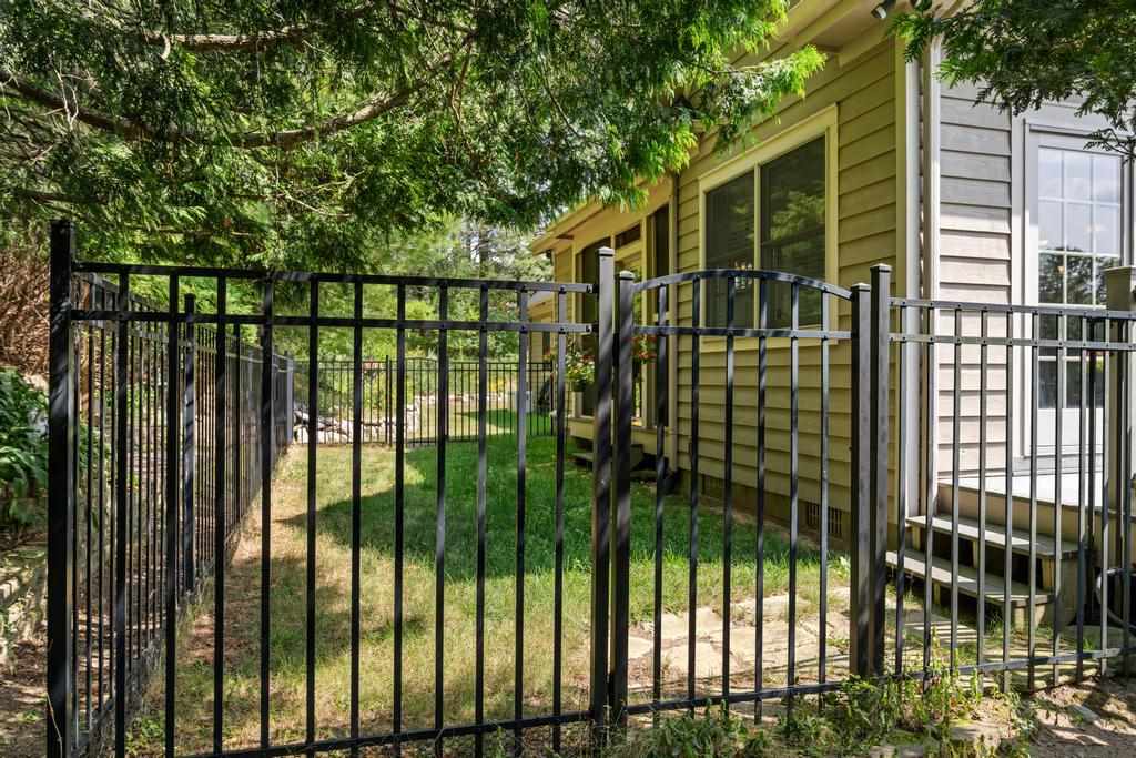 1051 Autumn Lane