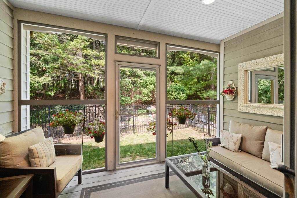 1051 Autumn Lane