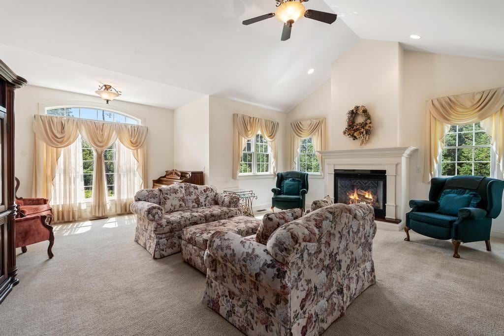 1051 Autumn Lane