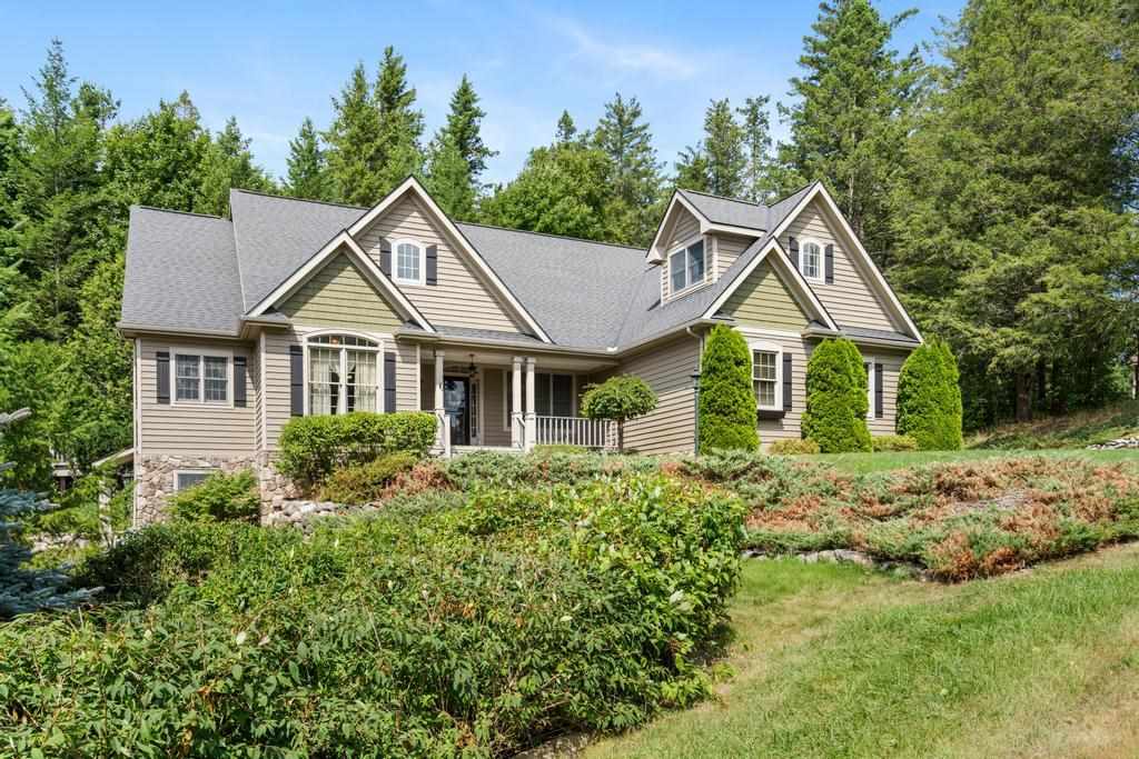 1051 Autumn Lane