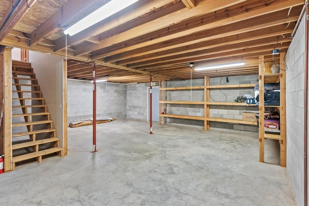 7126 S Pleasantview