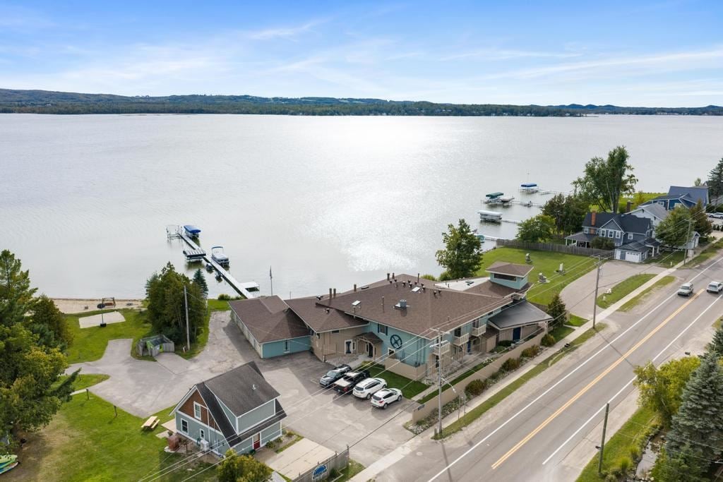 4444 Oden Road Unit: 1