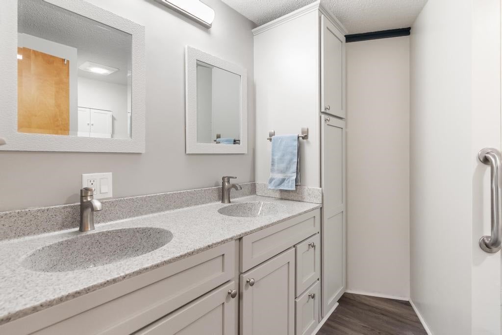 4444 Oden Road Unit: 1