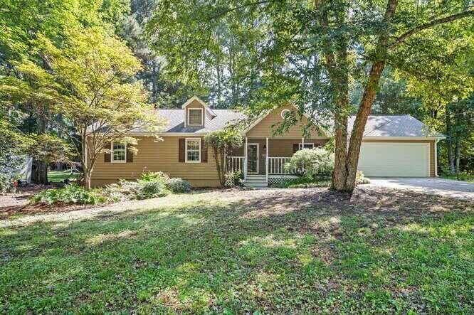 3676 Lenora Church Road