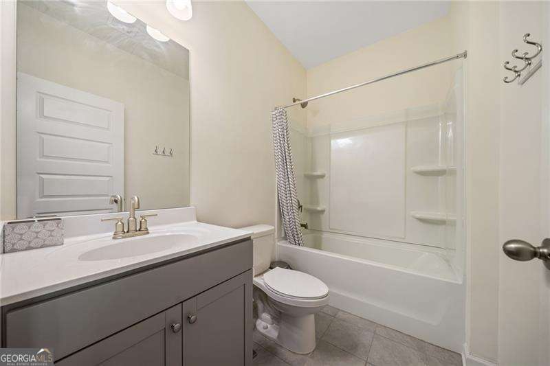 3075 Westpoint Circle