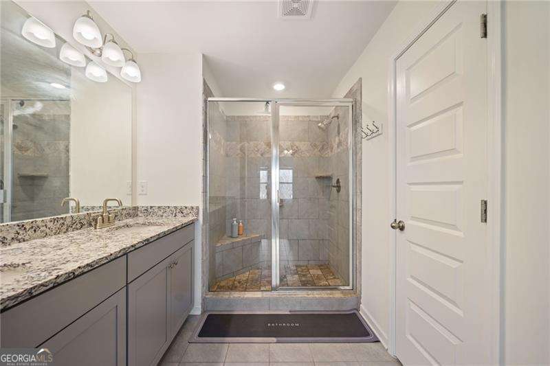 3075 Westpoint Circle