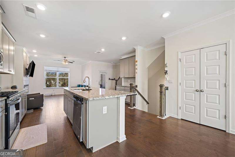 3075 Westpoint Circle